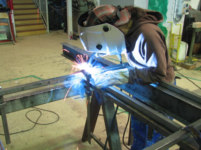 Formation « Pratique élémentaire de la construction acier et bois dans le SV » aux ateliers de Venelles