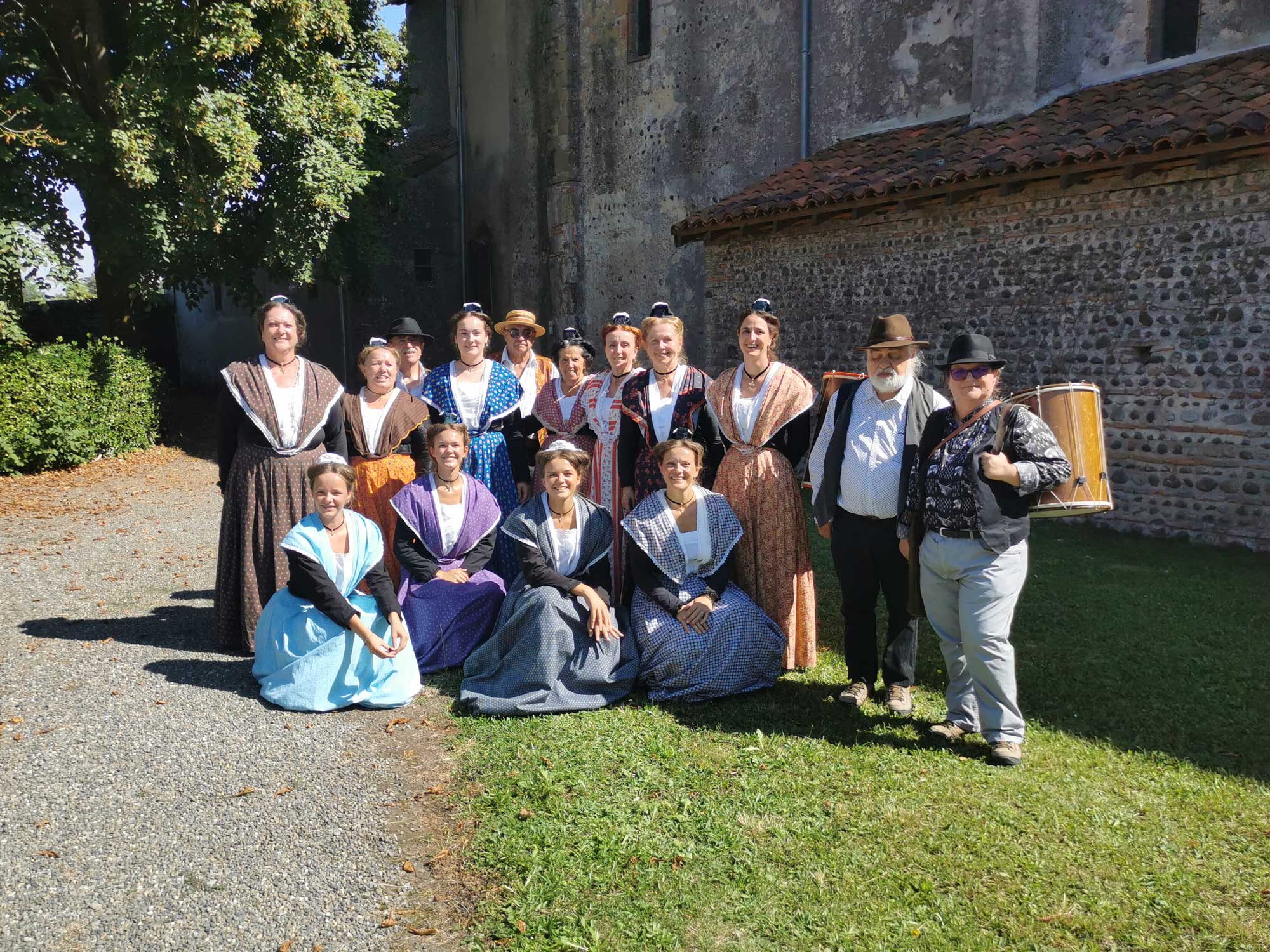Le Théâtre Benoît XII accueille Lou Riban de Prouvenço et l’Oustau de la Culturo Prouvençalo – les 3 et 10 octobre 2021 à 15h et 14h30