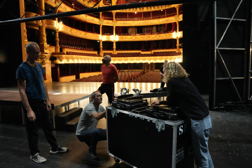 "Accroche et levage - Ponts et Moteurs" à l’Opéra de Montpellier