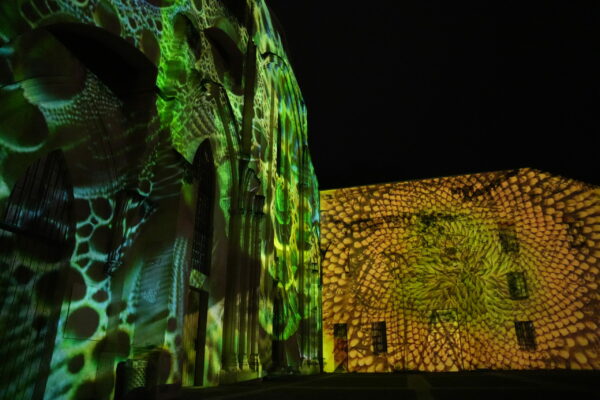 Mapping architectural et sonore -Église des Célestins, Avignon / ©Nadia L - ISTS