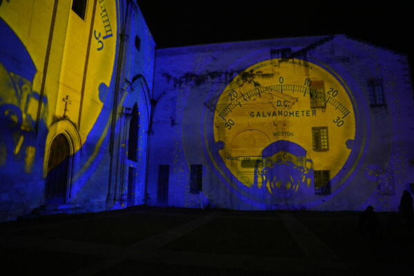 Mapping architectural et sonore -Église des Célestins, Avignon / ©Nadia L - ISTS