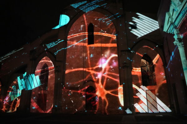Mapping architectural et sonore -Église des Célestins, Avignon / ©Nadia L - ISTS