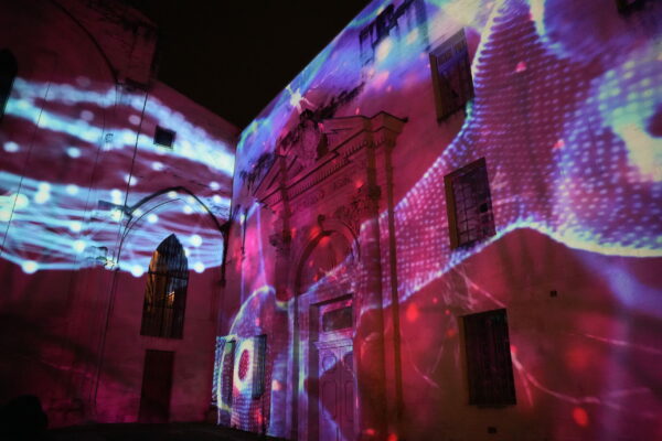 Mapping architectural et sonore -Église des Célestins, Avignon / ©Nadia L - ISTS