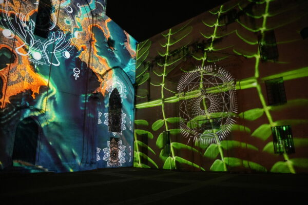 Mapping architectural et sonore -Église des Célestins, Avignon / ©Nadia L - ISTS