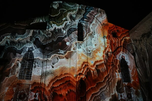 Mapping architectural et sonore -Église des Célestins, Avignon / ©Nadia L - ISTS