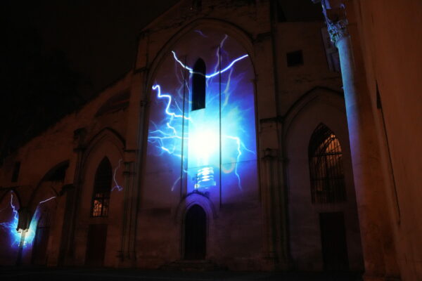 Mapping architectural et sonore -Église des Célestins, Avignon / ©Nadia L - ISTS