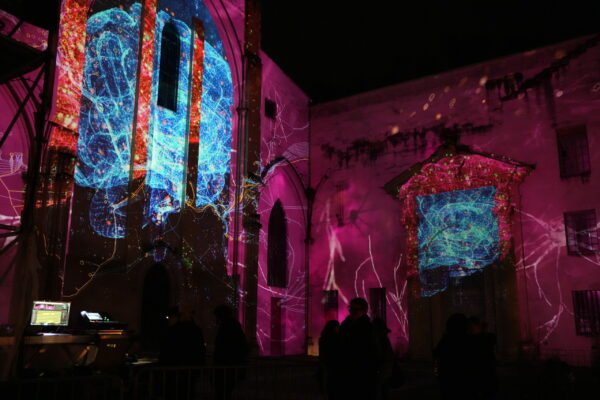 Mapping architectural et sonore -Église des Célestins, Avignon / ©Nadia L - ISTS