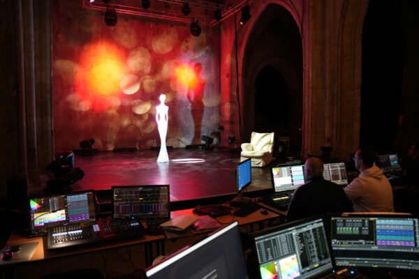 Consoles EOS Niveaux 1 & 2 / ©Nadia L - ISTS