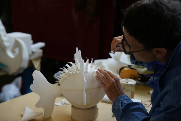 Réalisation d’une sphère avec picots (Plastazote en pâte)