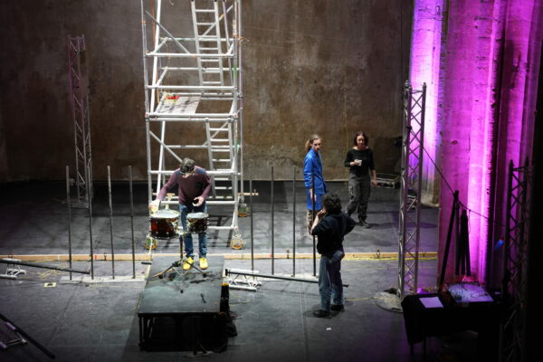 Préparation des effets pyrotechniques